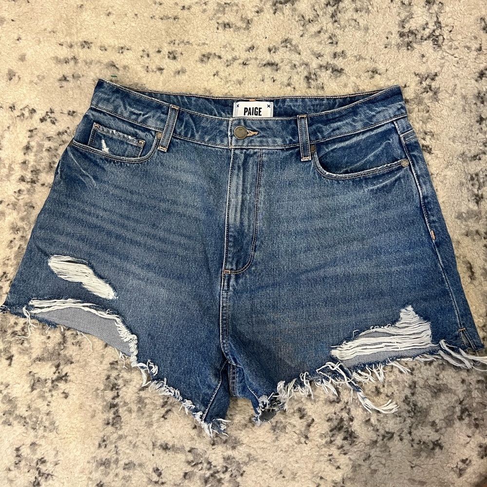 Paige medium wash denim shorts